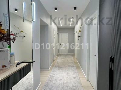 4-бөлмелі пәтер · 119 м² · 3/6 қабат, Каирбекова 358а, бағасы: 81 млн ₸ в Костанае