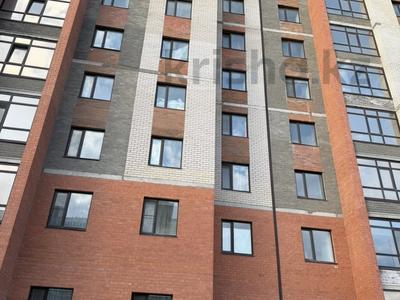 2-бөлмелі пәтер · 60 м² · 2/10 қабат, мкр. Алтын орда 15е, бағасы: 27 млн ₸ в Актобе