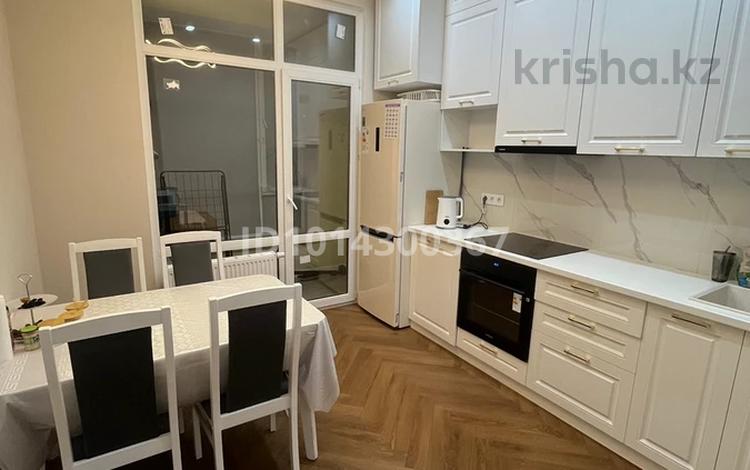 2-комнатная квартира · 62 м² · 4/12 этаж, Шамши Калдаяков 25 — Damu mall за 300 000 ₸ в Астане — фото 2