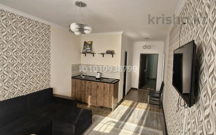 2-бөлмелі пәтер · 50 м² · 10/17 қабат, мкр Кадыра Мырза-Али 32/2 — Сырыма Датова возле Алтындара гипермаркета, бағасы: 12 000 ₸ в Уральске — фото 2