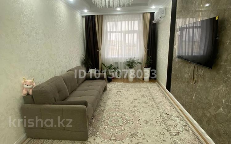 2-бөлмелі пәтер · 74 м² · 11/15 қабат, 19-ш/а., 19 мкрн 5, бағасы: 350 000 ₸ в Актау, 19-й мкр — фото 2