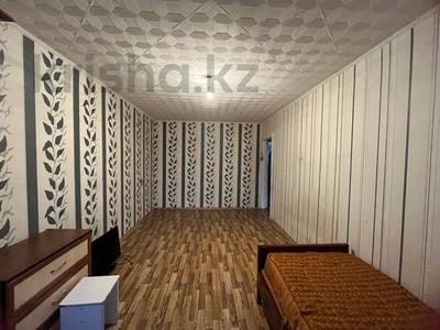 1-комнатная квартира · 30 м² · 3/5 этаж, Майкудук, 18й микрорайон Майкудук за 7.8 млн 〒 в Караганде, Алихана Бокейханова р-н