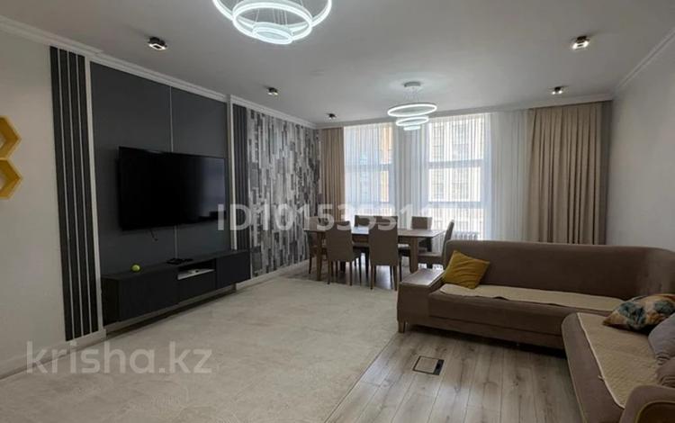 4-комнатная квартира · 140 м² · 9/22 этаж, Мангилик Ел 54/1 за 1 млн ₸ в Астане, Есильский р-н — фото 2