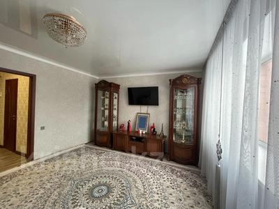 2-комнатная квартира, 64.8 м², 4/5 этаж, Кизатова за ~ 32.7 млн 〒 в Петропавловске