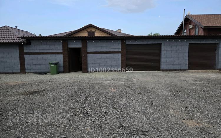 Отдельный дом · 4 комнаты · 180.5 м² · 10 сот., 1 за 220 млн ₸ в  — фото 2