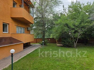 Жеке үй · 10 бөлме · 550 м² · 12 жүзд., Оспанова 78, бағасы: 665 млн ₸ в Алматы, Медеуский р-н