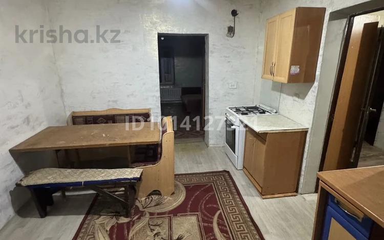 3-комнатная квартира · 40 м², мкр Дархан, Халифа Алтай 20 за 120 000 ₸ в Алматы, Алатауский р-н — фото 2