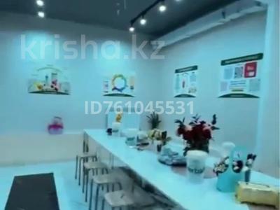 Офисы, склады, салоны красоты, фитнес и спорт, развлечения, конференц-залы, кабинеты и рабочие места, студии · 100 м² за 170 000 〒 в Актобе, мкр. Алтын орда