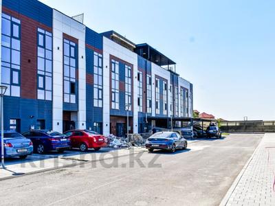5-бөлмелі пәтер · 357 м² · 1/3 қабат, улица 4-ая — Машхур Жусупа, бағасы: 215 млн ₸ в Алматы, Медеуский р-н
