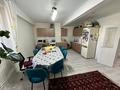 4-бөлмелі пәтер · 170 м² · 3/3 қабат, Голубые пруды ш/а., бағасы: 46 млн ₸ в Караганде, Алихана Бокейханова р-н — фото 8