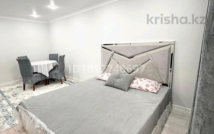 1-комнатная квартира · 40 м² · 5/5 этаж, Бектурганов 11 — Бабас, универсам за 3 000 ₸ в  — фото 2
