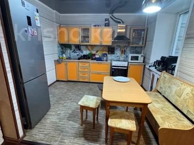 2-комнатная квартира · 58 м² · 5/9 этаж, Бориса Александрова 8/1 за 24.5 млн ₸ в Усть-Каменогорске