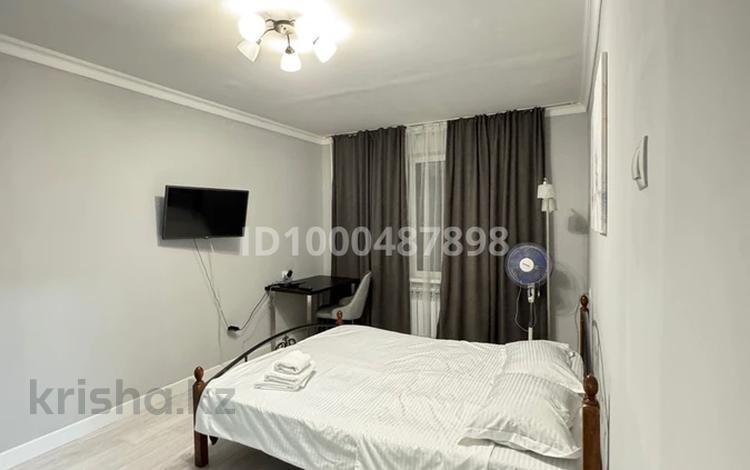 1-комнатная квартира · 45 м² · 1/5 этаж, Басенова 39 — Розыбакиева - Тимирязева за 15 000 〒 в Алматы, Бостандыкский р-н — фото 2