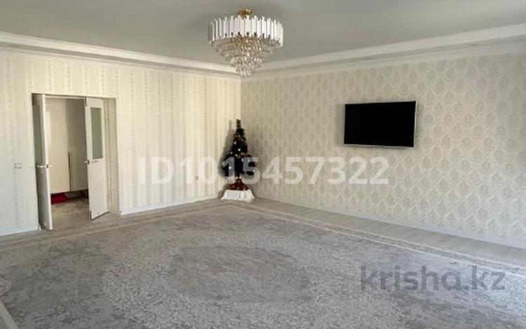 3-комнатная квартира · 125 м² · 5/5 этаж, 16-й мкр 86 за 32 млн ₸ в Актау — фото 2