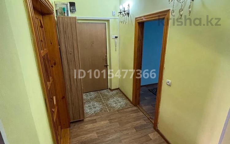 3-бөлмелі пәтер · 70 м² · 2/5 қабат, Абая 43 — Возле Нарша, Мечеть, бағасы: 250 000 ₸ в Сатпаев — фото 2