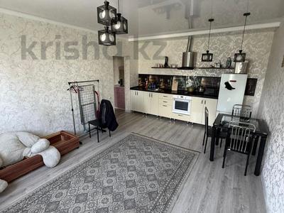 2-бөлмелі пәтер · 55 м² · 9/17 қабат, Навои, бағасы: 250 000 ₸ в Алматы, Ауэзовский р-н