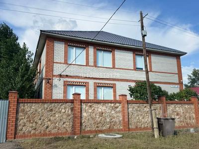 Отдельный дом · 7 комнат · 300 м² · 12 сот., Энеретиков 21 — Супермаркет Дина за 71 млн ₸ в Актобе, жилой массив Заречный-1