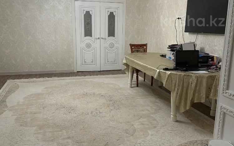 3-комнатная квартира · 105.2 м² · 3/7 этаж, мкр. Алтын орда, пр Санкибай батыра за 42.2 млн ₸ в Актобе — фото 2