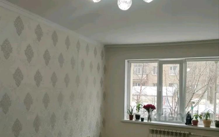 1-комнатная квартира · 40 м² · 1/5 этаж, мкр 5 100/5 — Есет-батыра и Магуловоолж за 90 000 ₸ в Актобе — фото 3