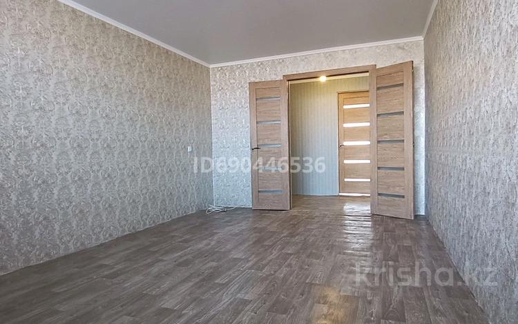 3-комнатная квартира, 61.1 м², 6/6 этаж, Гастелло 18 — Главная улица.