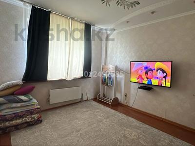 3-комнатная квартира · 72 м² · 7/9 этаж, Райымбека 241 З — Райымбека Ауезова за 300 000 ₸ в Алматы, Жетысуский р-н