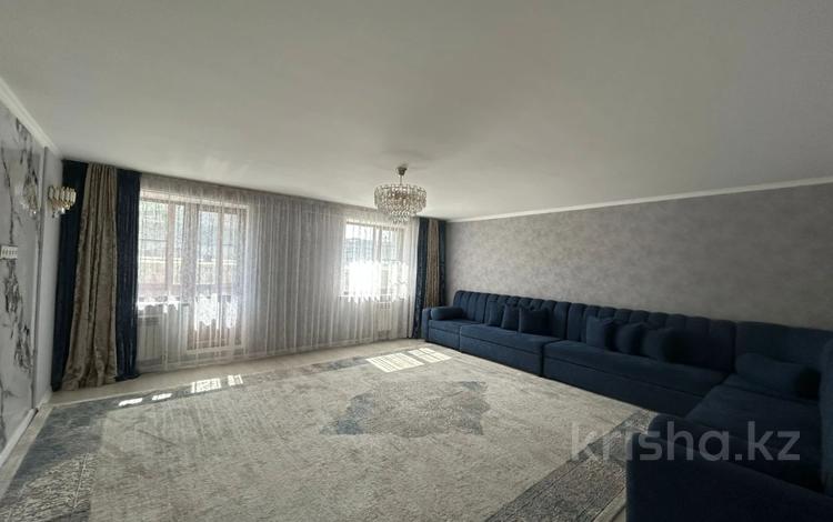 3-бөлмелі пәтер · 88 м² · 1/10 қабат, Казыбек Би 9/6, бағасы: ~ 55.1 млн ₸ в Усть-Каменогорске — фото 24