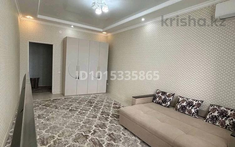 1-комнатная квартира · 48 м², 19а микрорайон 21 за 2 000 ₸ в Актау, 19А мкр — фото 2