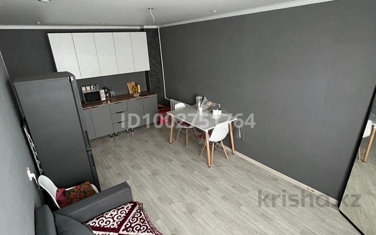 2-бөлмелі пәтер · 48 м² · 5/9 қабат, Шмидта, бағасы: 150 000 ₸ в Семее — фото 2
