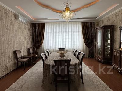 Продажа квартир в Мангистауской обл.: 3-комнатная квартира · 145 м² · 4/14 этаж, 10-й мкр 1 за 57 млн 〒 3-комнатная квартира · 145 м² · 4/14 этаж, 10-й мкр 1 за 57 млн 〒 в Актау