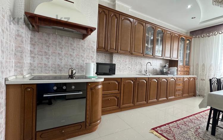 3-бөлмелі пәтер · 145 м² · 4/14 қабат, 10-й мкр 1, бағасы: 55.8 млн ₸ в Актау — фото 50