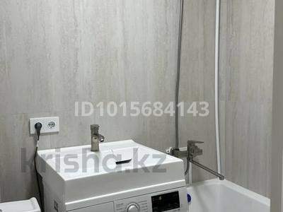 2-бөлмелі пәтер · 47 м² · 2/5 қабат, Центральный ш/а., Махамбета 118а 118а — Сзади трц насиха, бағасы: 20 млн ₸ в Атырау, мкр Центральный