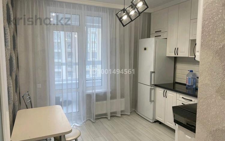 1-комнатная квартира · 42 м² · 8/16 этаж, мкр Комсомольский, Кайым Мухамедханов 4в — Мухамедханова и толе би за 230 000 〒 в Астане, Есильский р-н — фото 2