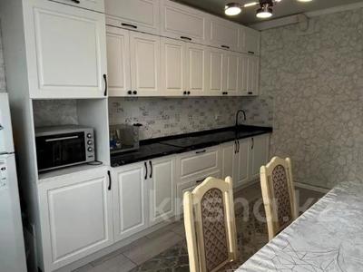 2-бөлмелі пәтер · 60 м² · 3/10 қабат, Толе би 258, бағасы: 42.5 млн ₸ в Алматы, Ауэзовский р-н