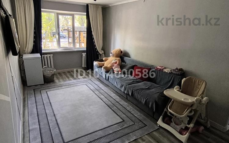 3-бөлмелі пәтер · 60 м² · 1/4 қабат, 1мкр 15, бағасы: 26 млн ₸ в Конаеве — фото 2