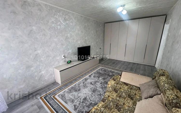1-комнатная квартира · 38 м² · 1/6 этаж, Назарбаева 137/1 — Район центрального стадиона за 140 000 ₸ в Костанае — фото 2