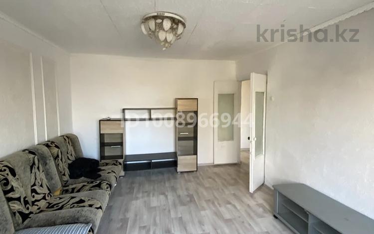 2-комнатная квартира · 52 м² · 5/5 этаж, Майкудук, 12й микрорайон 44 за 10.2 млн ₸ в Караганде, Алихана Бокейханова р-н — фото 2