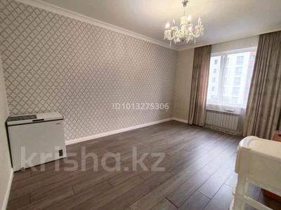 2-бөлмелі пәтер · 57 м² · 3/8 қабат, Кабанбай Батыра 58Б, бағасы: 300 000 ₸ в Астане, Есильский р-н