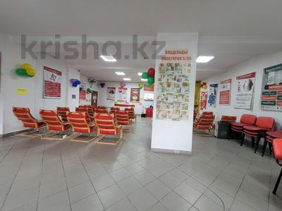 Свободное назначение, офисы, магазины и бутики, общепит, салоны красоты, медцентры и аптеки, образование · 221.8 м² за 60 млн ₸ в Караганде, Казыбек би р-н