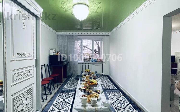 2-комнатная квартира · 36 м² · 2/5 этаж, Толе би 4 за 6.5 млн 〒 в Таразе — фото 2