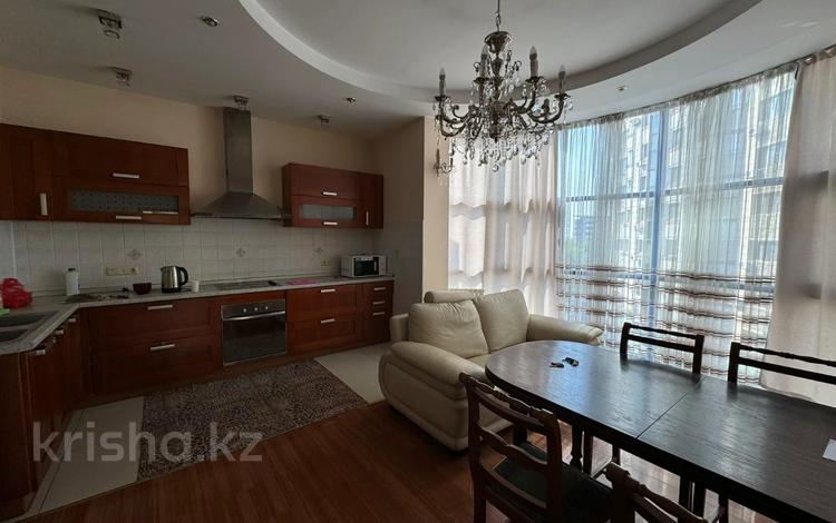4-комнатная квартира · 140 м² · 4/7 этаж, мкр Самал, Луганского 5 за 600 000 ₸ в Алматы, Медеуский р-н — фото 12