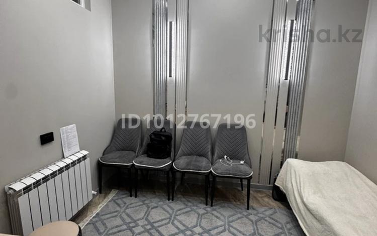 3-бөлмелі пәтер · 68 м² · 3/8 қабат, Чокана Валиханова улица, 2/1, бағасы: 45 млн ₸ в Талдыкоргане, Каратал — фото 2