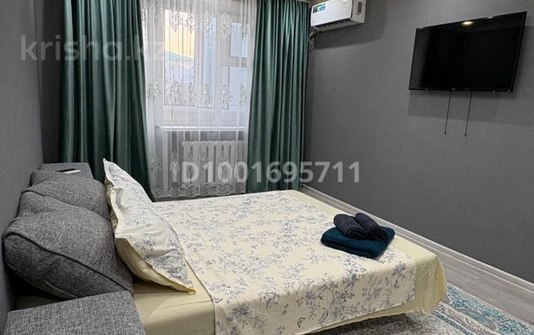 1-комнатная квартира · 60 м² · 3/6 этаж, Кунаева 4 за 10 990 ₸ в Уральске — фото 11