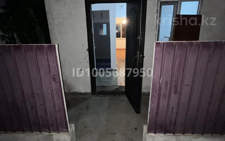 2-бөлмелі пәтер · 30 м² · 1/1 қабат, мкр Самгау Актерек 17 — Остановка Ботакара, бағасы: 100 000 ₸ в Алматы, Алатауский р-н — фото 2