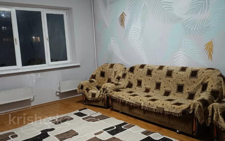 1-бөлмелі пәтер · 40 м² · 4/5 қабат · ай сайын, мкр Аксай-4 8, бағасы: 180 000 〒 в Алматы, Ауэзовский р-н — фото 2