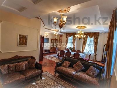 Аренда домов в Алматы: 6-комнатный дом посуточно, 700 м², 15 сот., Мкр. Каргалы 18 б за 200 000 〒 6-комнатный дом посуточно, 700 м², 15 сот., Мкр. Каргалы 18 б за 200 000 〒 в Алматы, Наурызбайский р-н