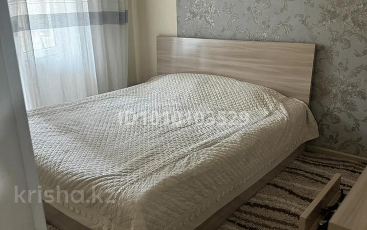 3-комнатная квартира · 63 м² · 2/5 этаж, 2-ой переулок Казыбек би 16 43 за 200 000 ₸ в Таразе — фото 2