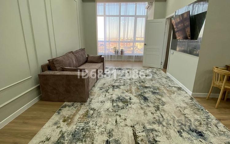 2-бөлмелі пәтер, 65 м², 13/13 қабат ай сайын, 16-й мкр 85, бағасы: 250 000 〒 в Актау, 16-й мкр  — фото 3