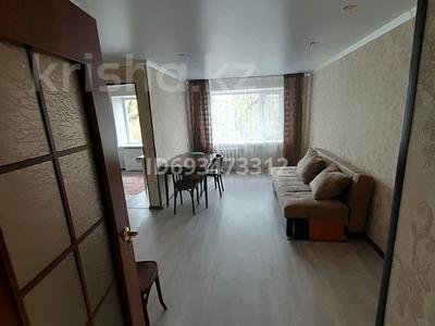 2-бөлмелі пәтер, 45 м², 3/5 қабат ай сайын, Торайгырова 65, бағасы: 130 000 〒 в Павлодаре