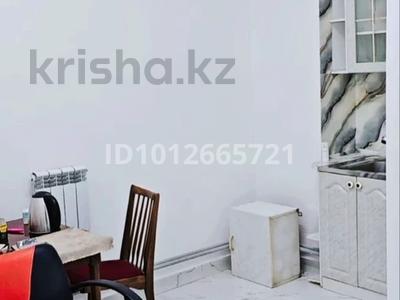 2-комнатная квартира · 40 м² · 1/9 этаж, Алтын орда 7 — Раймбек батыр за 9 млн ₸ в Алматы, Ауэзовский р-н