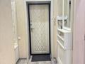 2-бөлмелі пәтер · 43 м² · 5/9 қабат, Камзина 41/1, бағасы: 15 000 ₸ в Павлодаре — фото 3